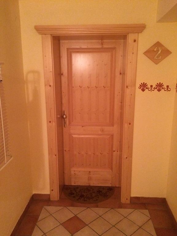 ホテルGostilna Turk Hotedrsica 部屋 写真